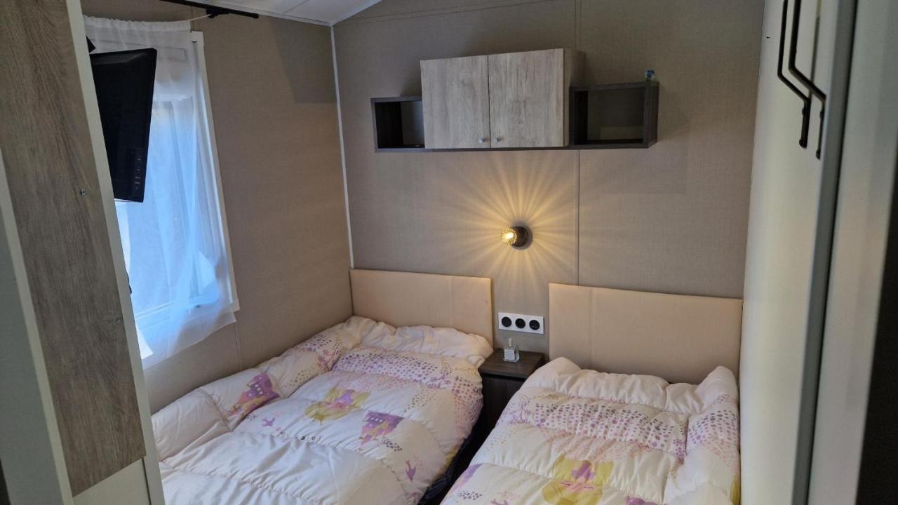 Mobil Home 8 Couchages Dans Camping 4 Etoiles A Pont Aven 29930 Luaran gambar